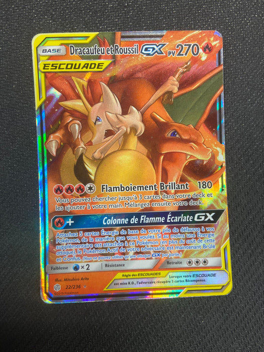 Carte Pokémon Dracaufeu et Roussil-GX22/236 Eclipse cosmique